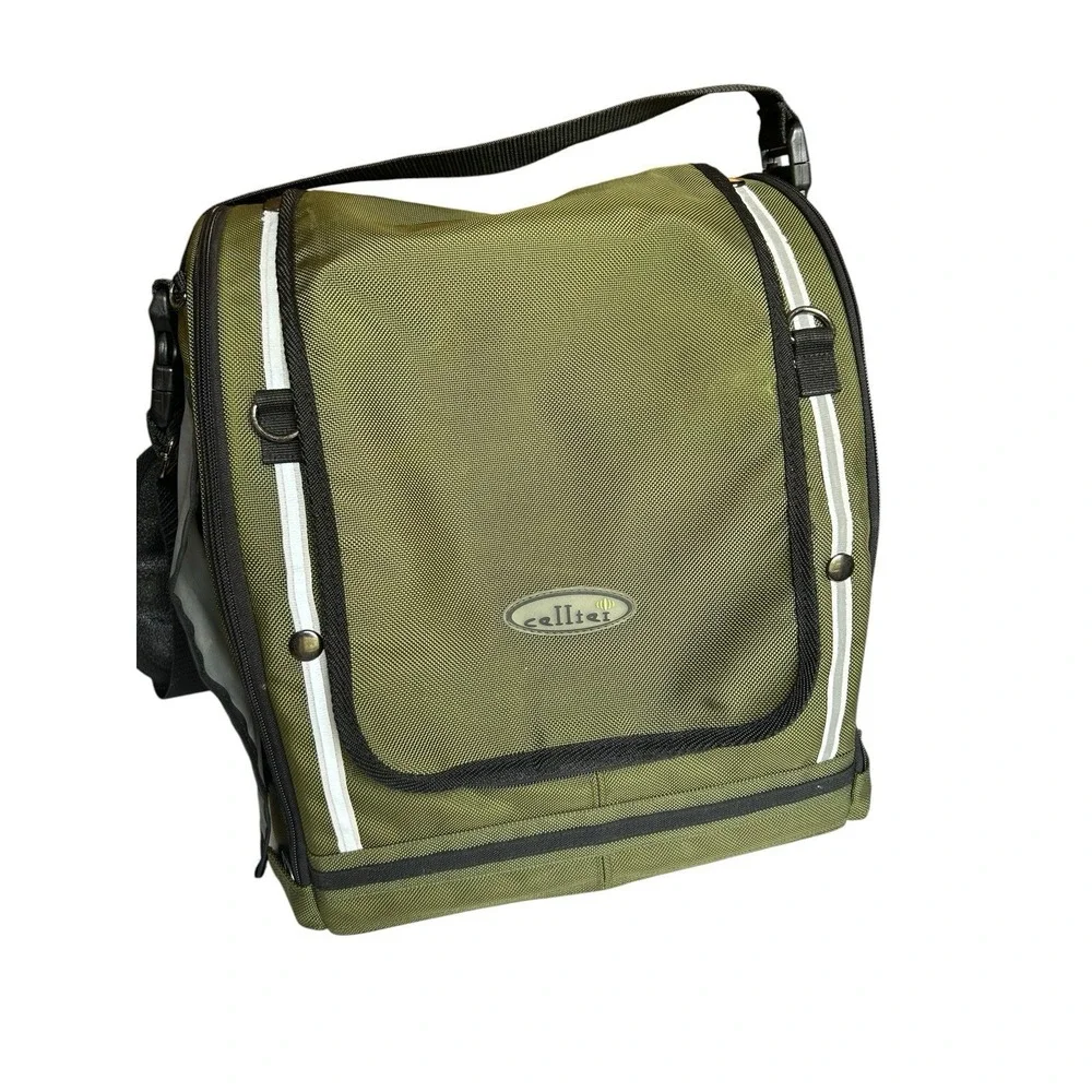 Celltei Pak-o-Bird Small Size Green/Black Backpack Carrier w/ Mesh Panels *READ*